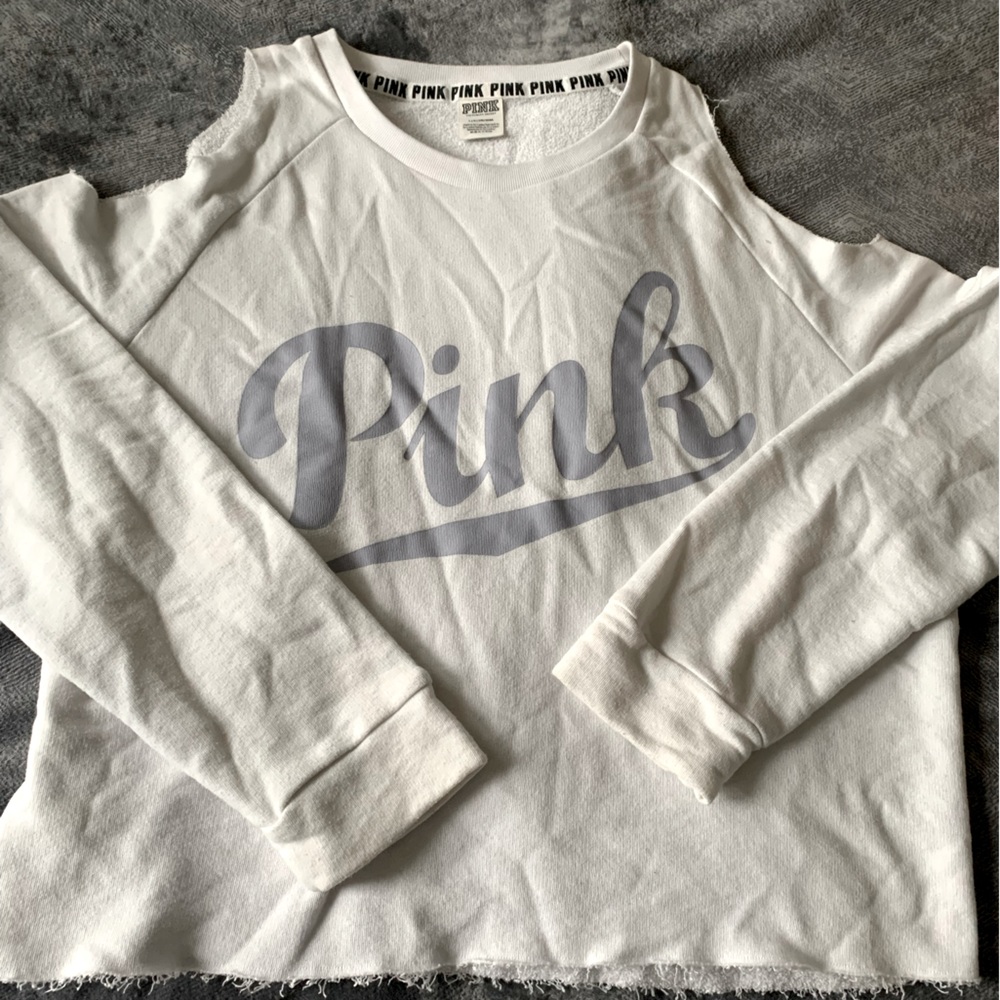 Cold shoulder pullover